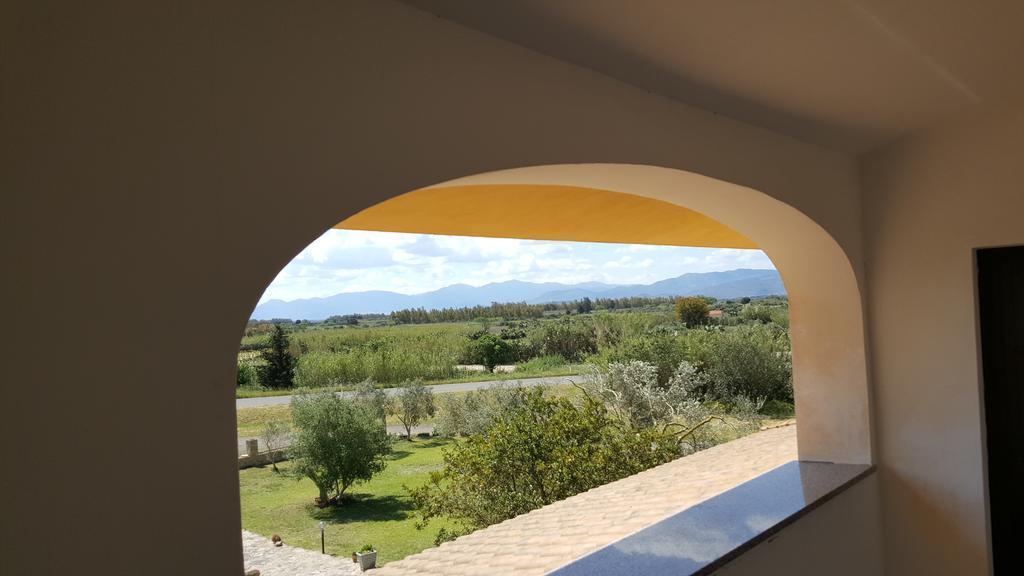 Villa Su Sattisceddu à Uras Extérieur photo