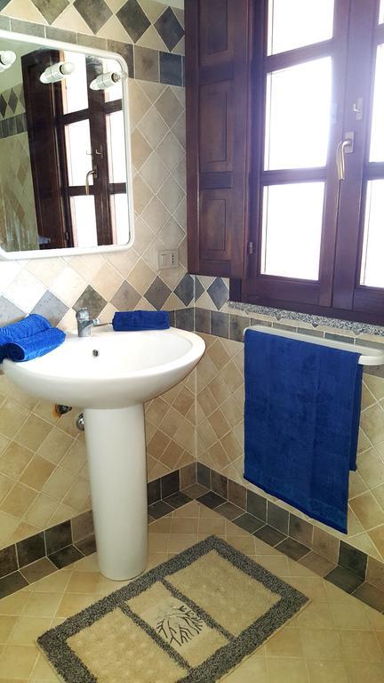 Villa Su Sattisceddu à Uras Extérieur photo